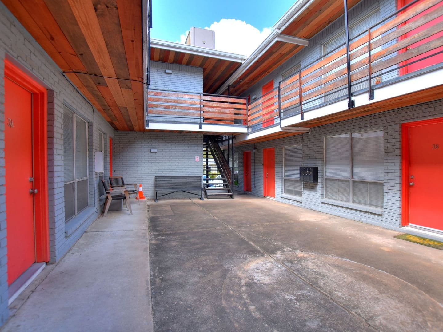 Austin Apartment: 408 W 37th St