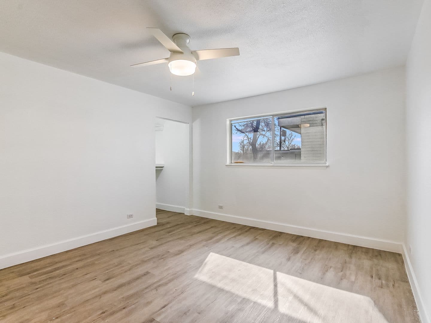 San Antonio Apartment: 333 Brahan Blvd