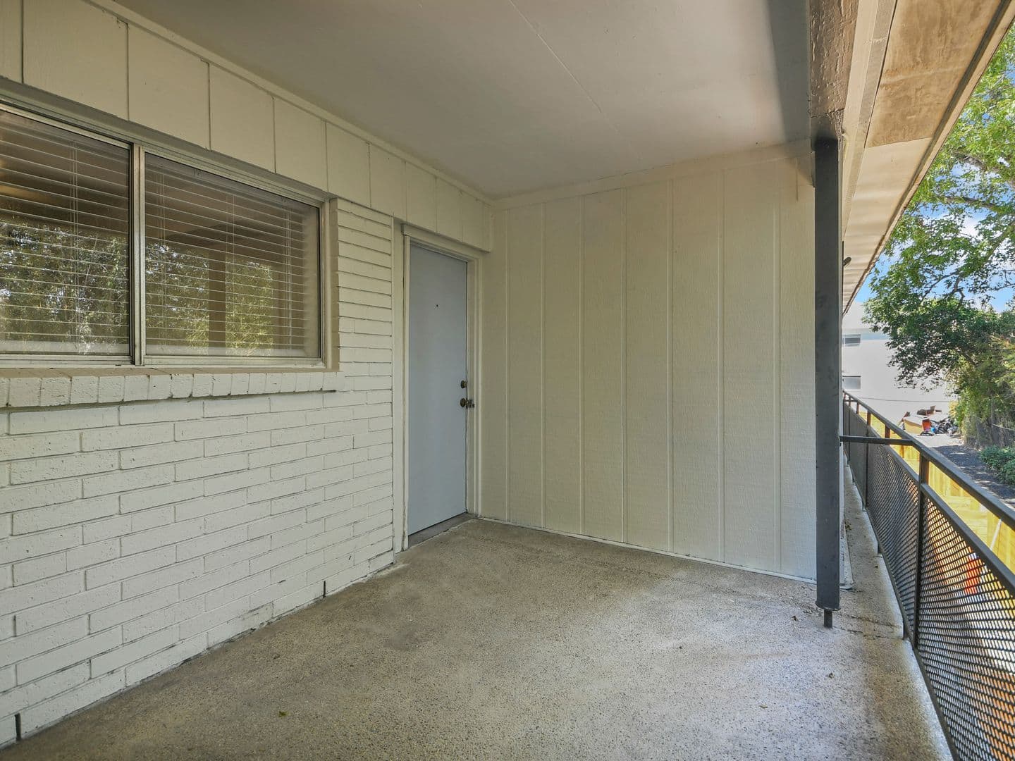 San Antonio Apartment: 333 Brahan Blvd