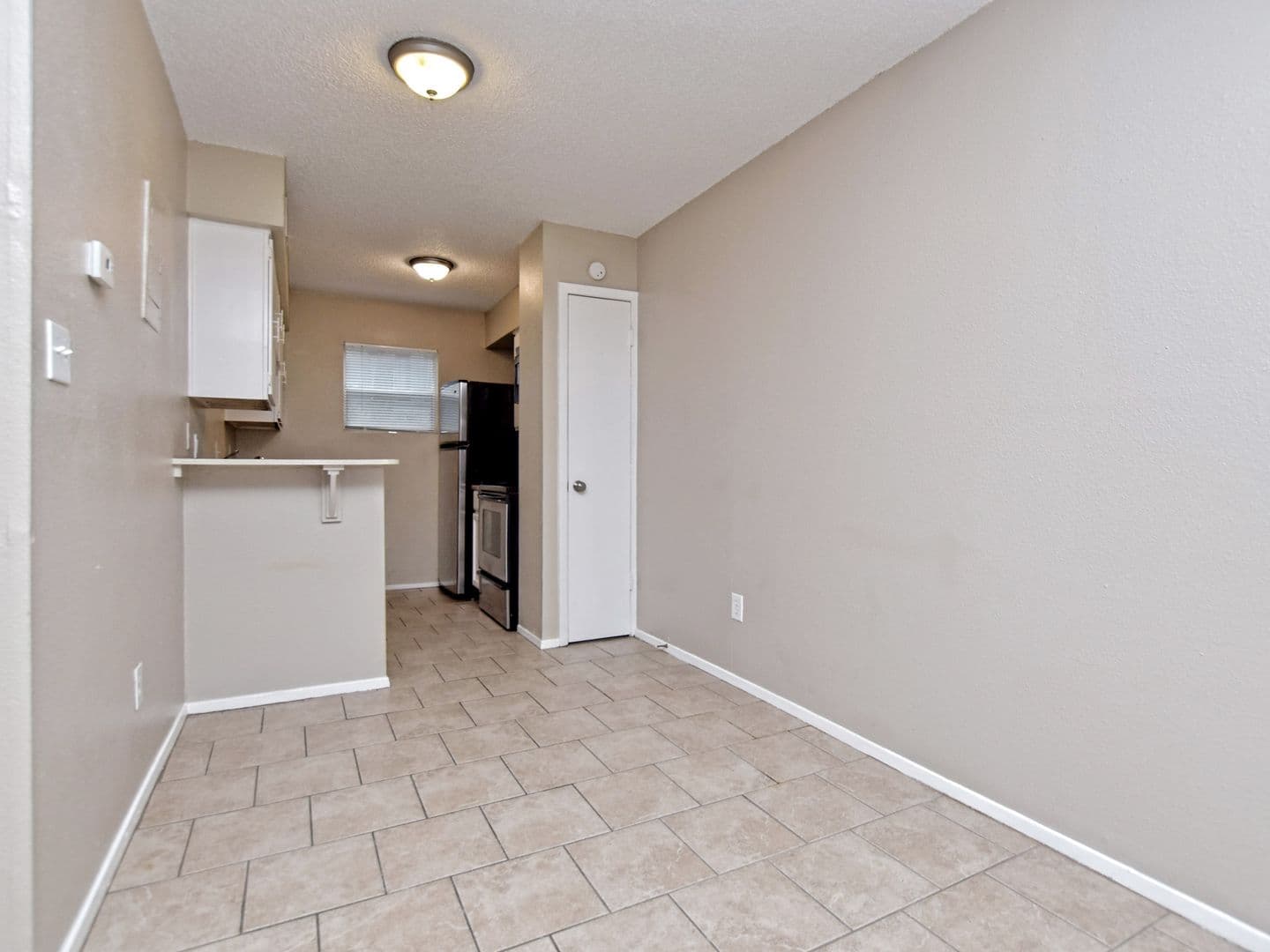 Austin Apartment: 408 W 37th St