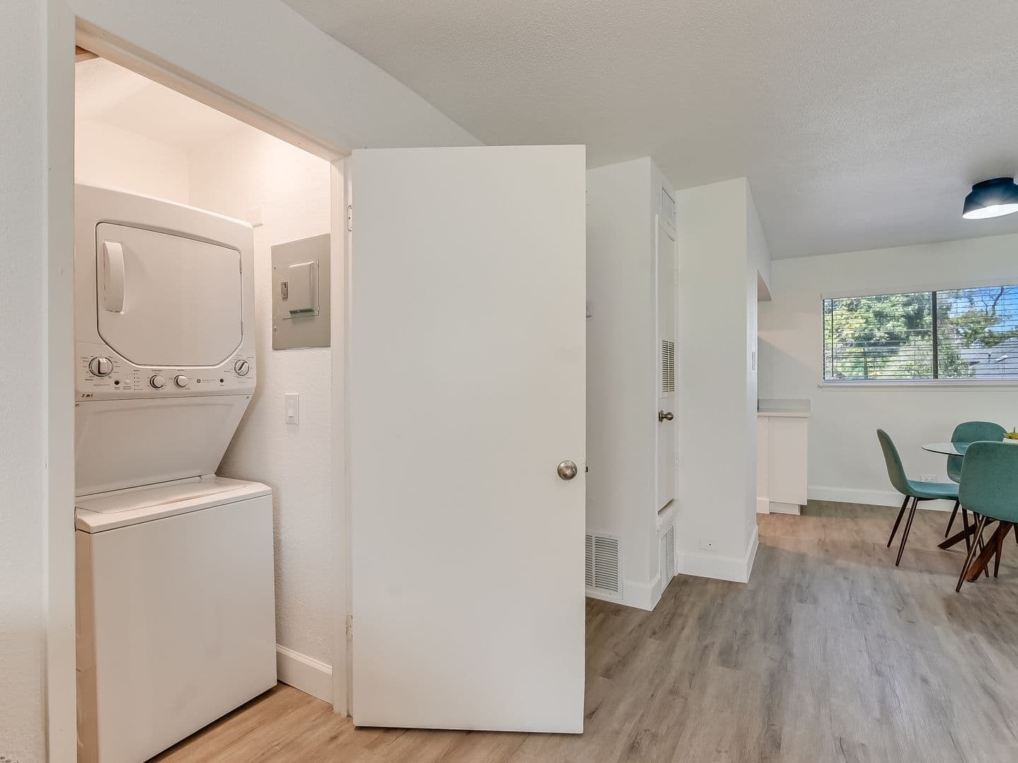 San Antonio Apartment: 333 Brahan Blvd