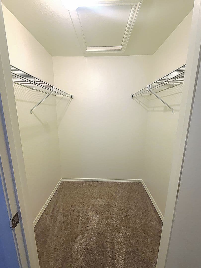 Nampa Apartment: 408-420 N. Broadmore Way