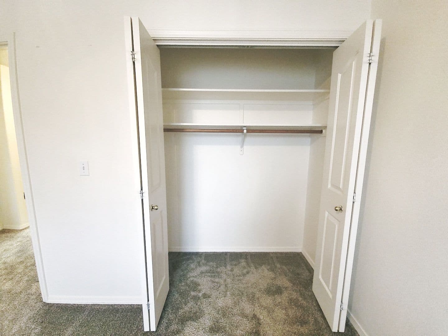 Nampa Townhome: 313 W. Timber Creek Rd.