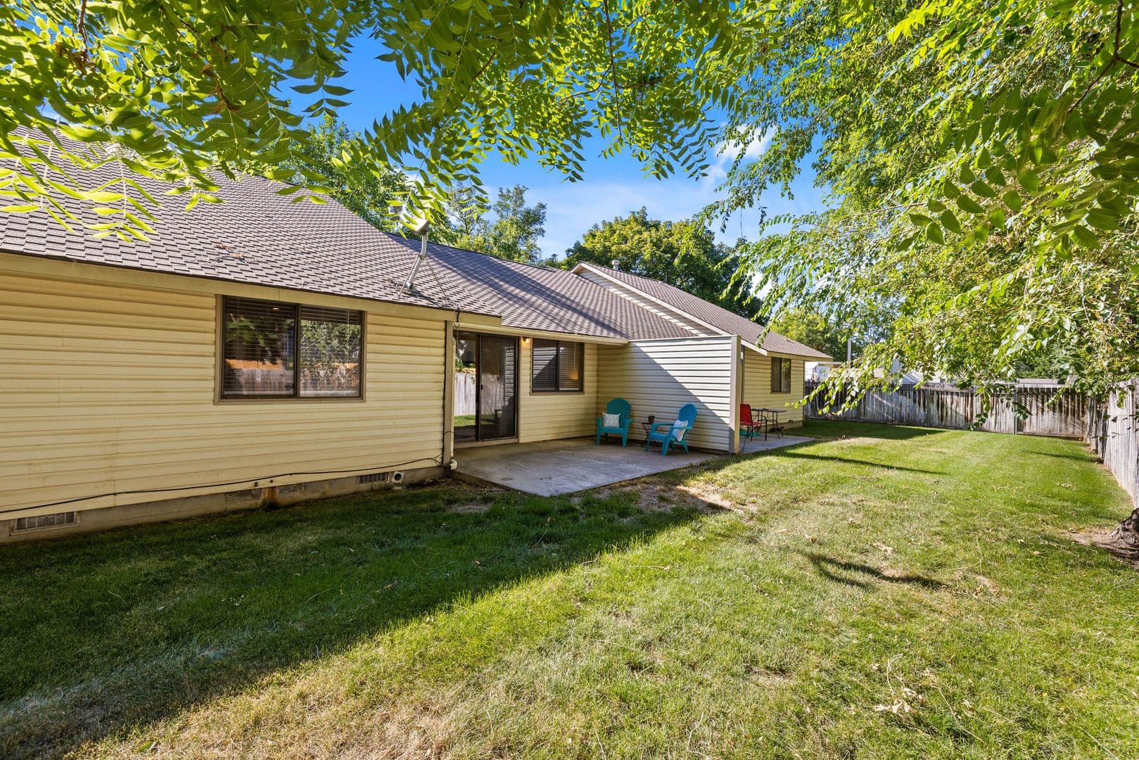 Boise Apartment: 2208-2220 S Gekeler Ln