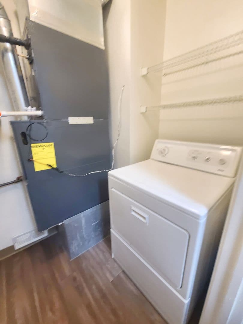 Nampa Apartment: 408-420 N. Broadmore Way