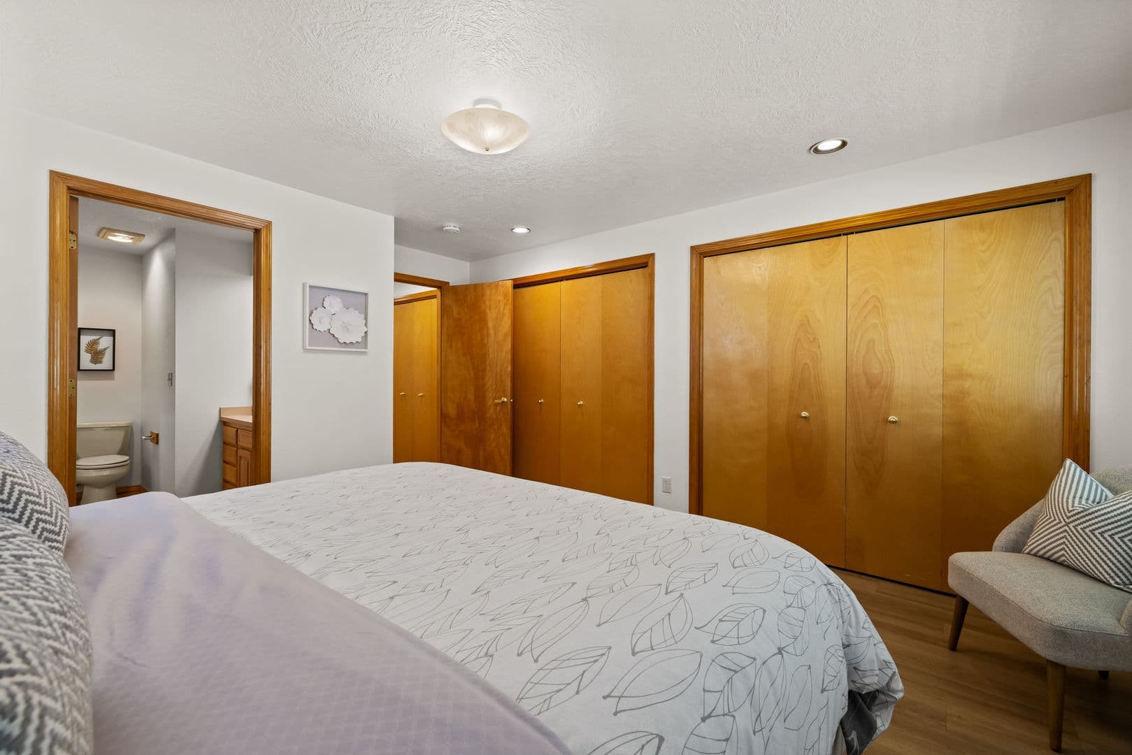 Boise Apartment: 2208-2220 S Gekeler Ln