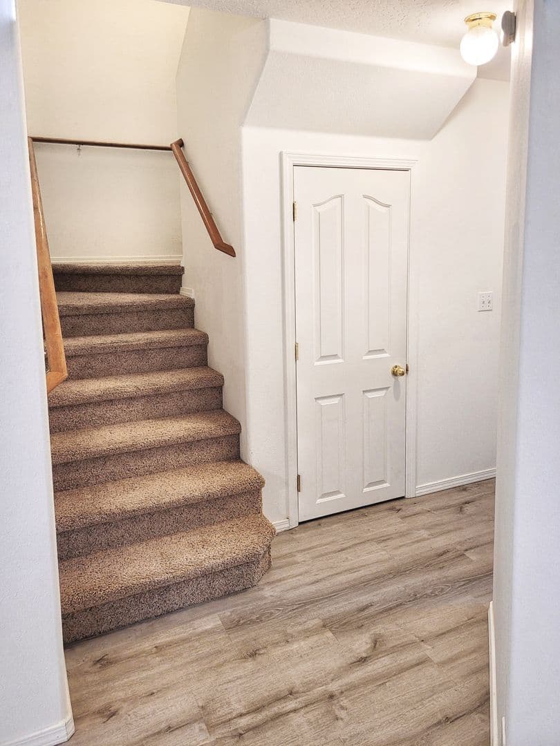 Nampa Townhome: 313 W. Timber Creek Rd.