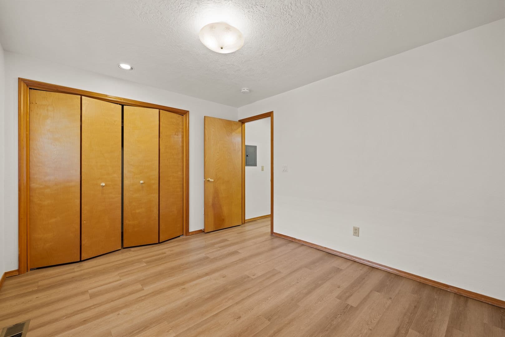 Boise Apartment: 2208-2220 S Gekeler Ln