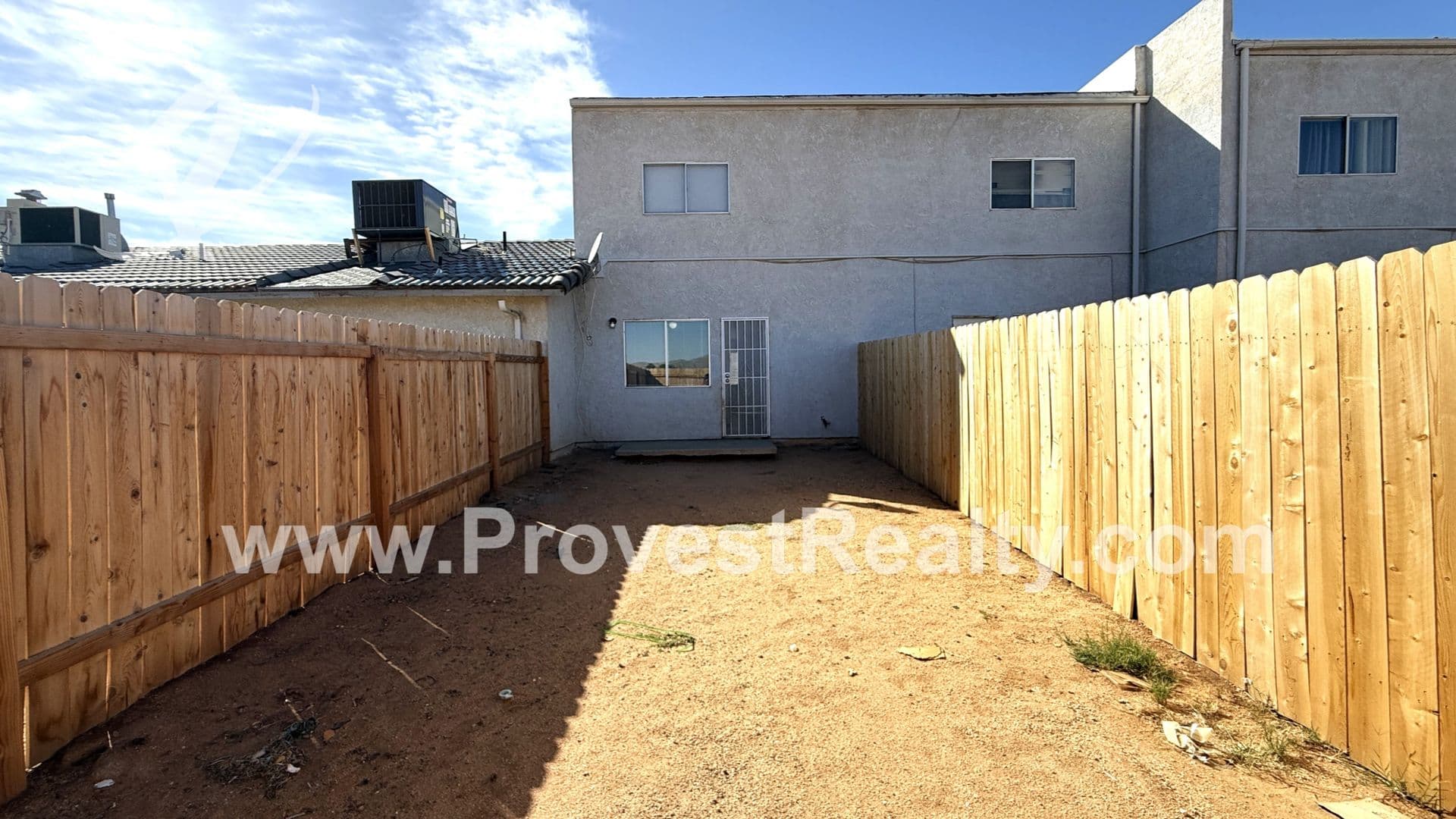 Apple Valley Apartment: 22544 Sioux Rd