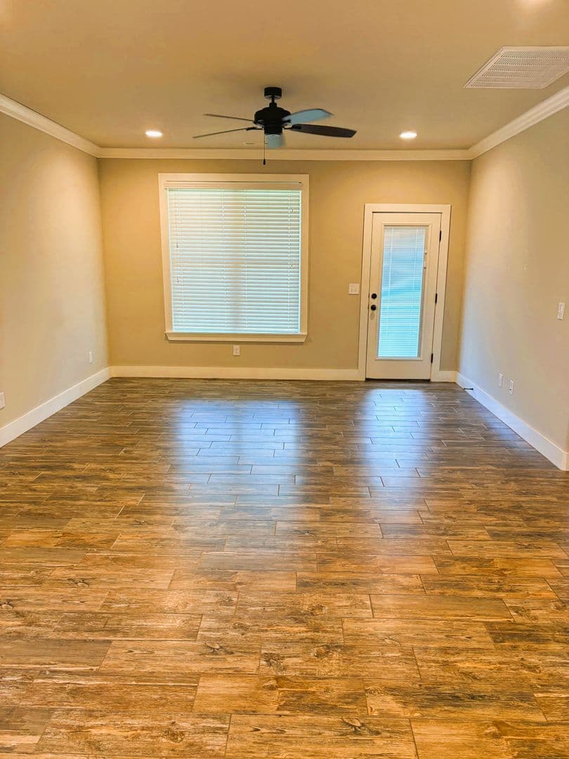 Bentonville Townhome: 1801 & 1803 SW Stonegrove Rd.