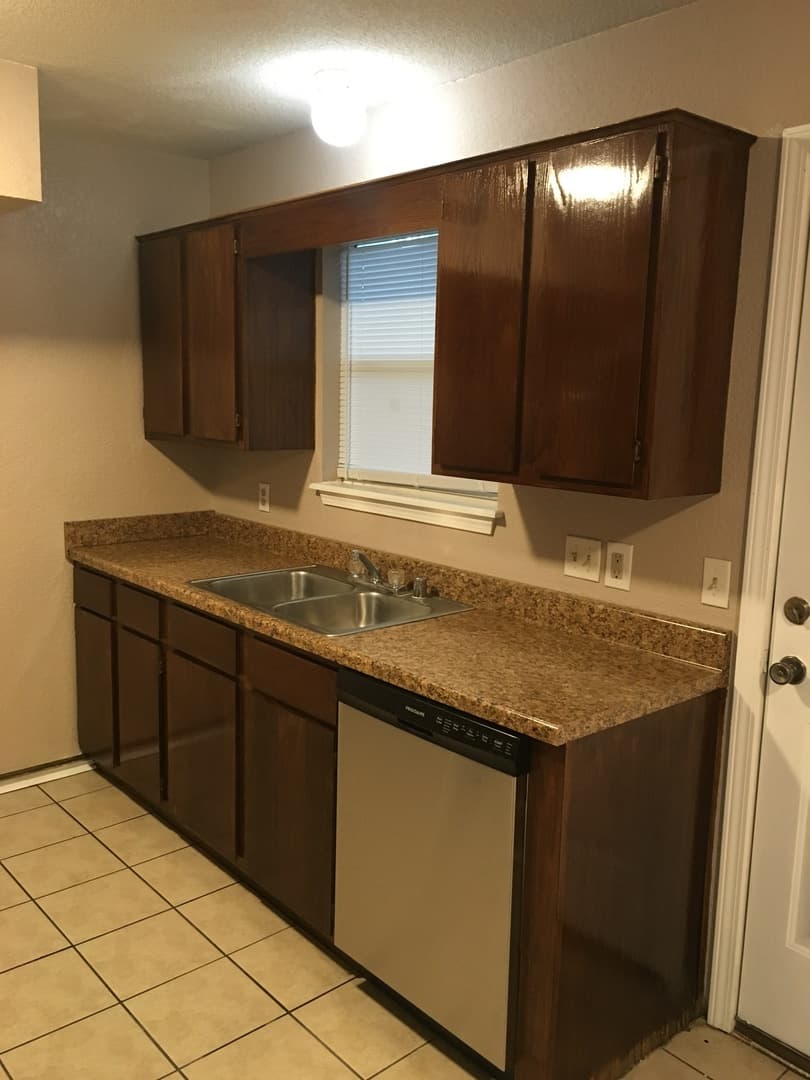 Fayetteville Apartment: 1023-1057 Eagle