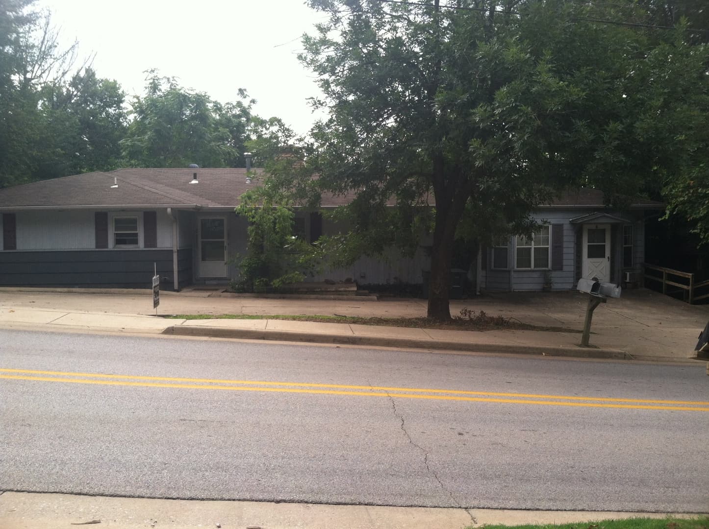 Fayetteville Apartment: 873 Clinton Dr.