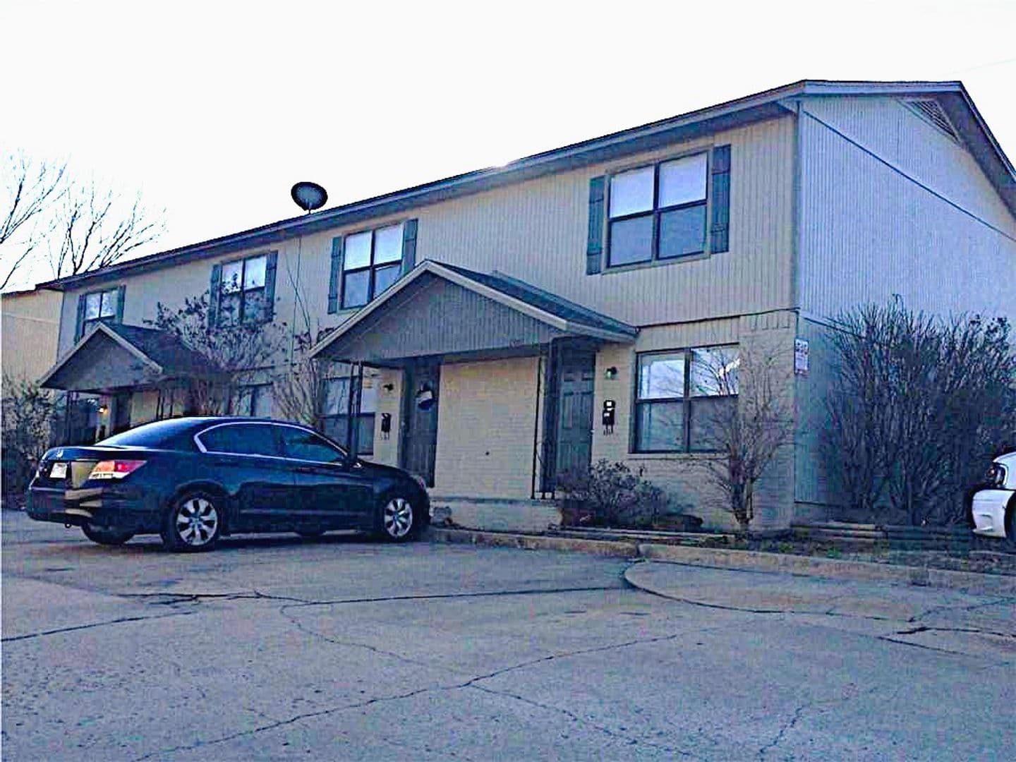 Fayetteville Apartment: 1023-1057 Eagle