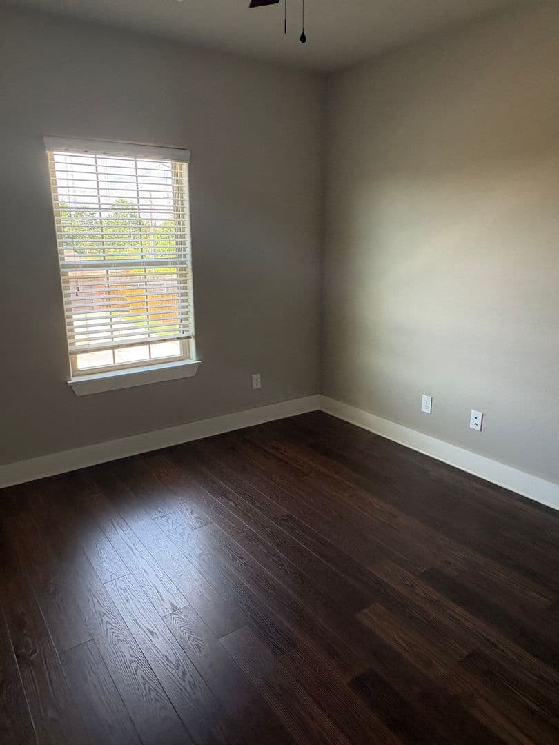 Bentonville Townhome: 1801 & 1803 SW Stonegrove Rd.