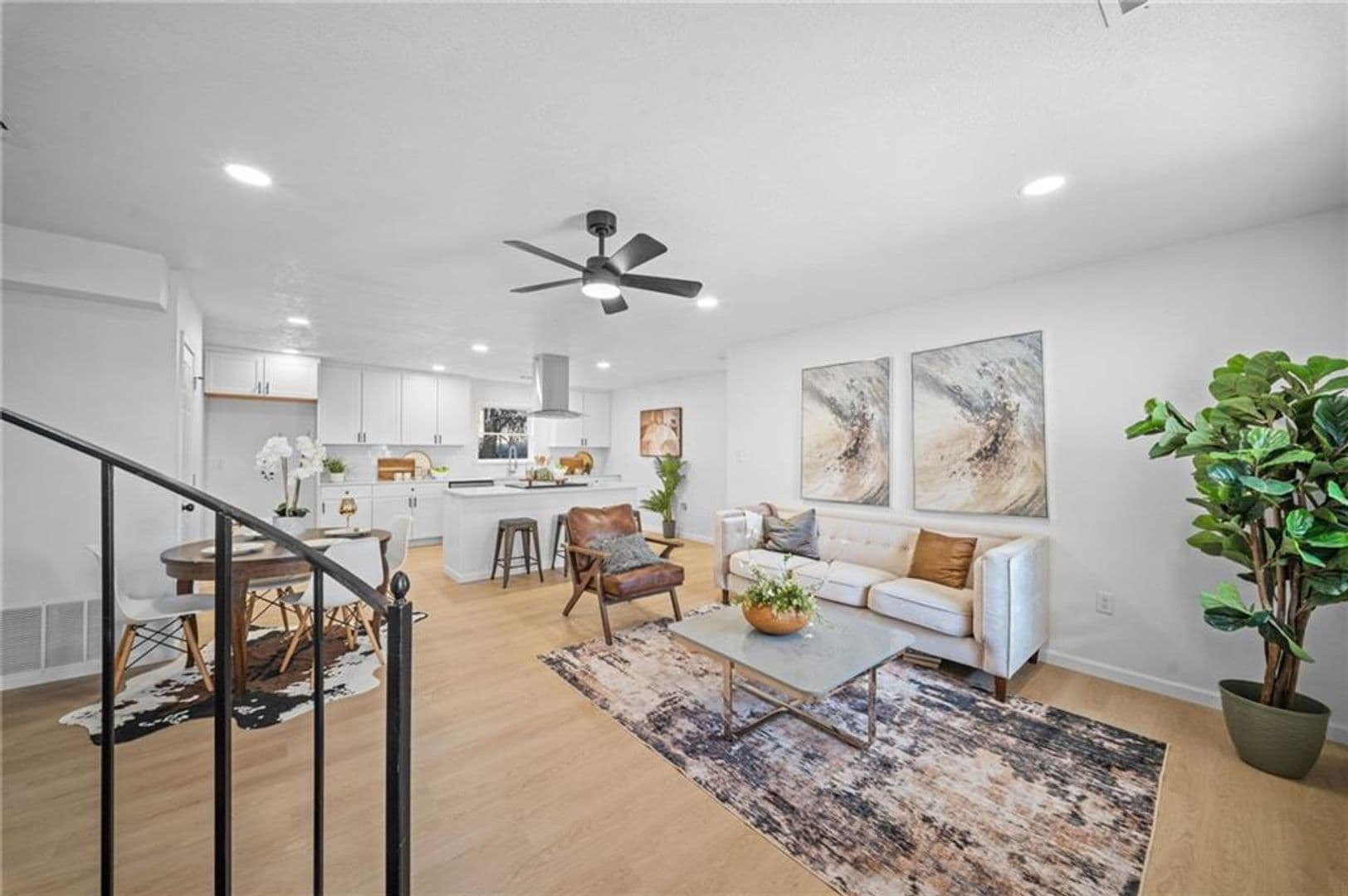 Fayetteville Apartment: 1614 E Huntsville Rd