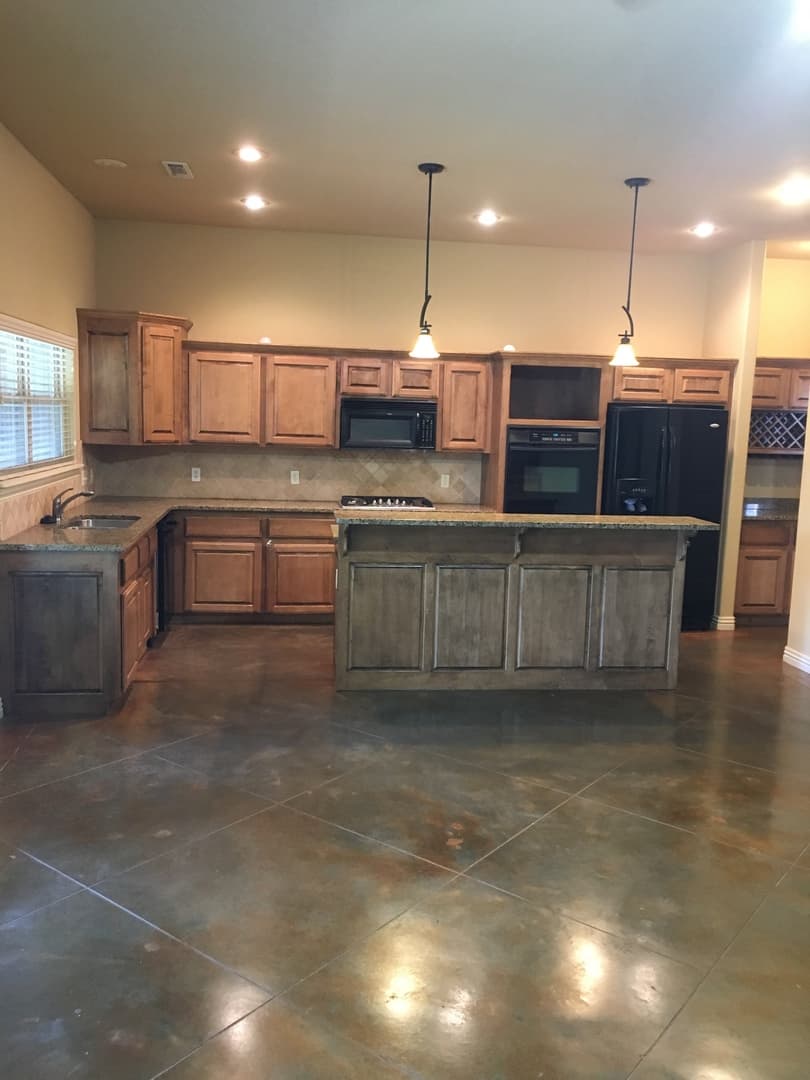 Fayetteville House: 4109 W. Stoney Bend Dr.