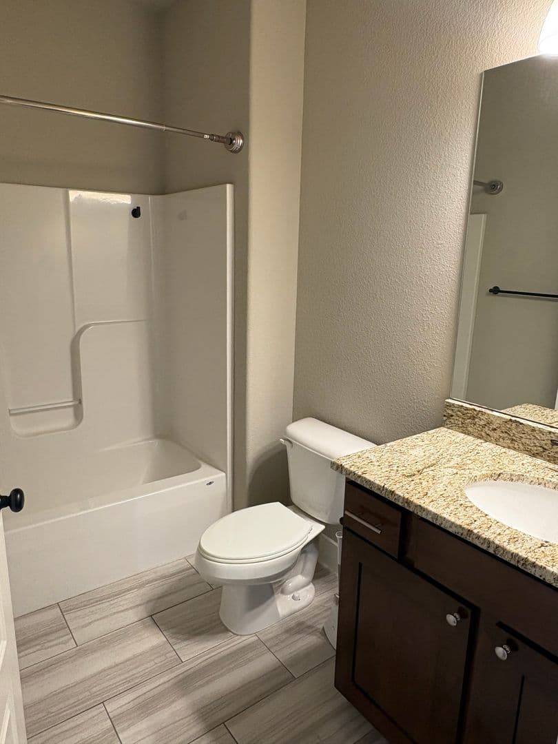 Bentonville Townhome: 1801 & 1803 SW Stonegrove Rd.