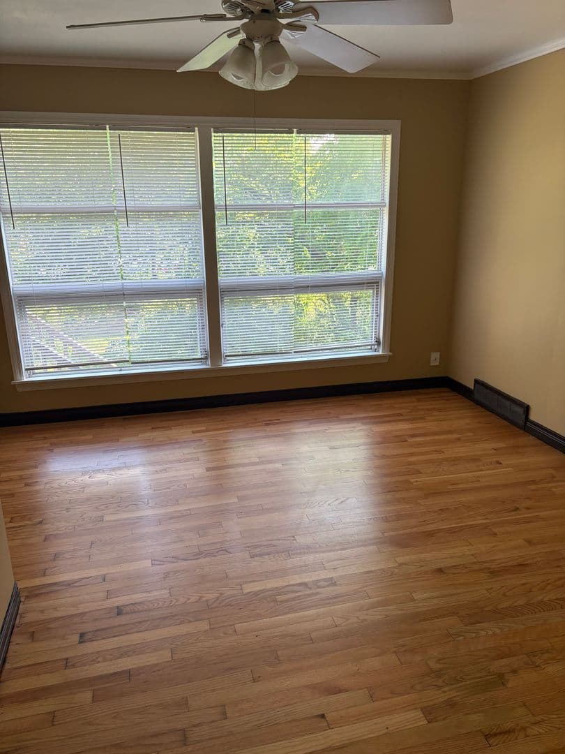 Fayetteville Apartment: 873 Clinton Dr.