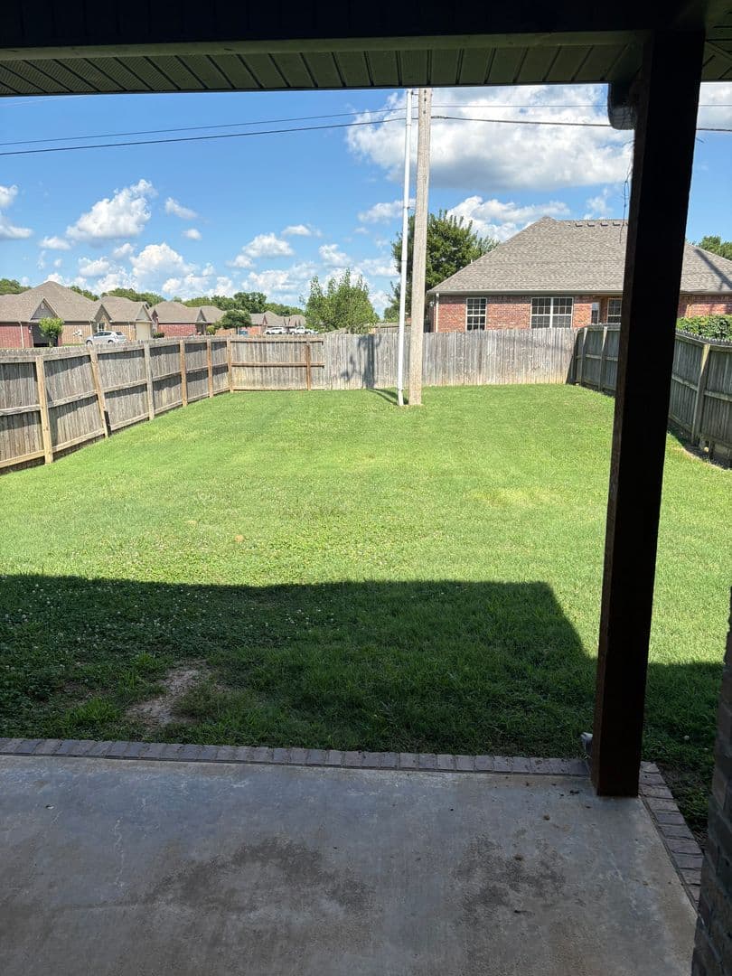Bentonville Townhome: 1801 & 1803 SW Stonegrove Rd.