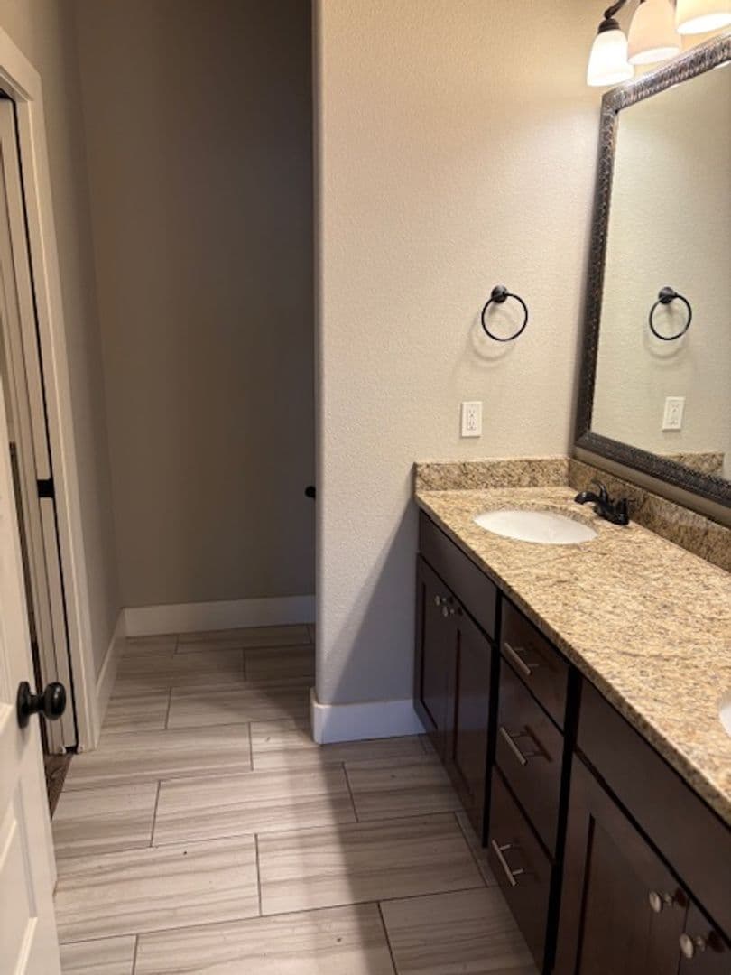 Bentonville Townhome: 1801 & 1803 SW Stonegrove Rd.