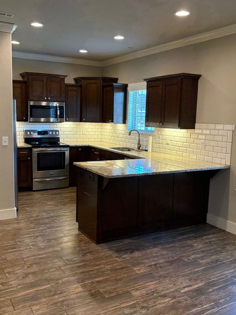 Bentonville Townhome: 1801 & 1803 SW Stonegrove Rd.