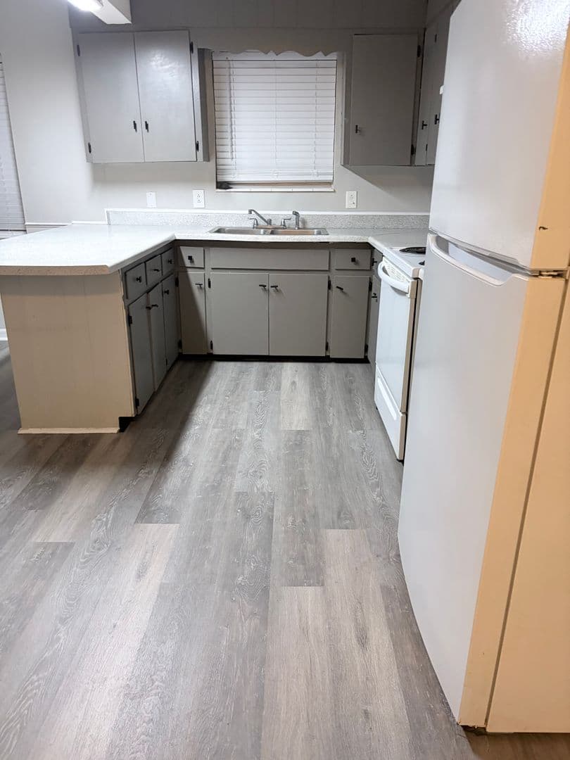 Cleveland Apartment: 3716 Cliffside Drive