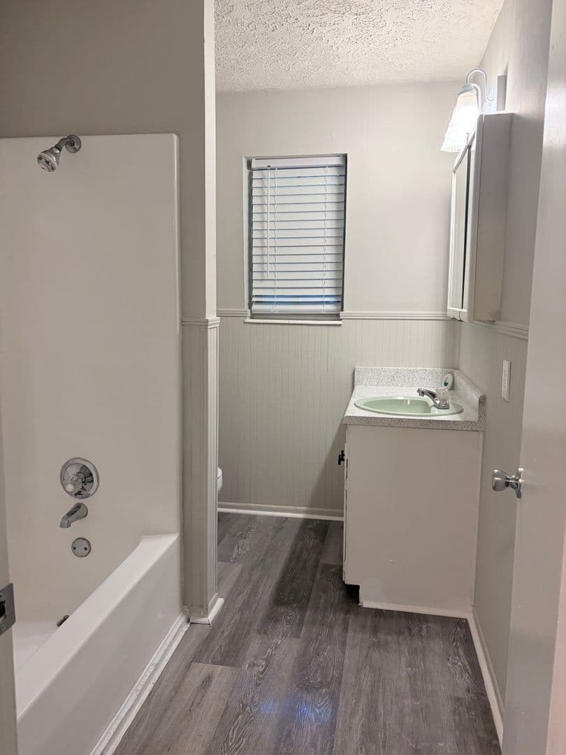 Cleveland Apartment: 3716 Cliffside Drive