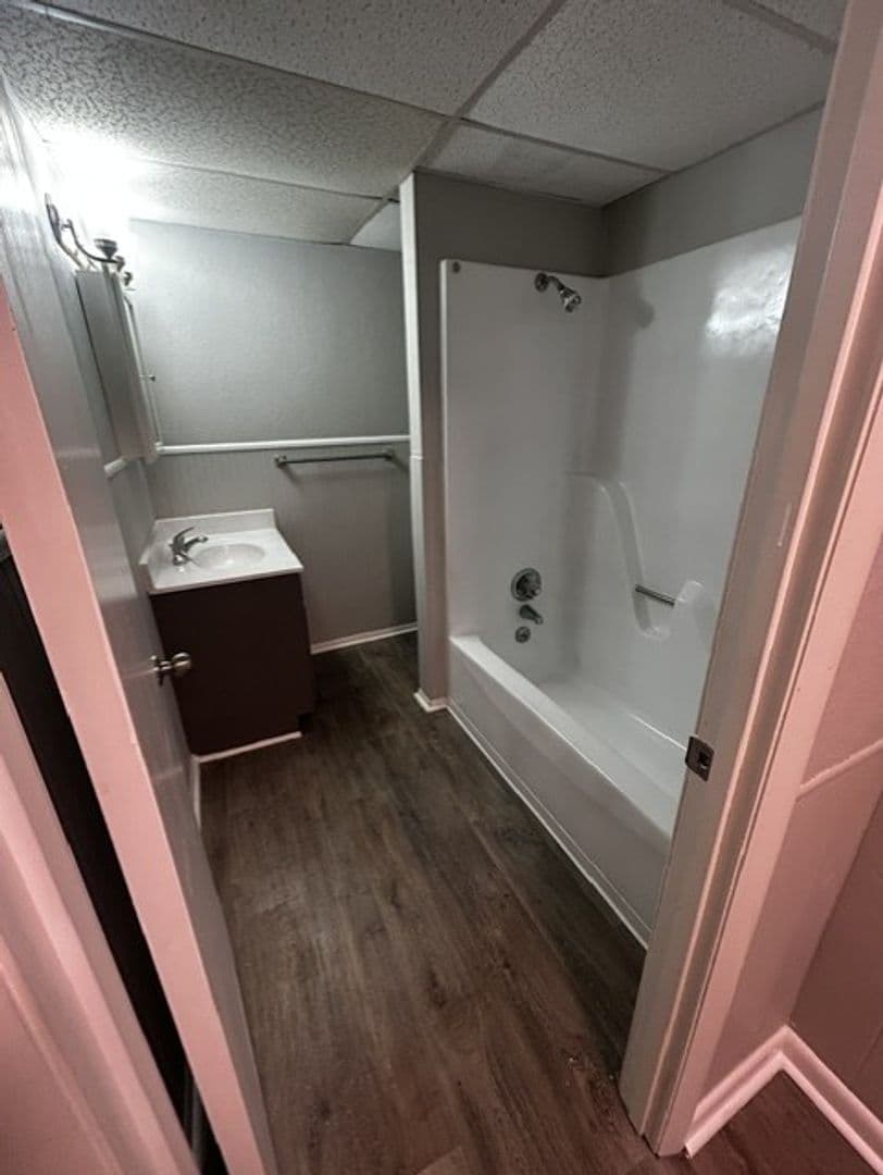 Cleveland Apartment: 3716 Cliffside Drive