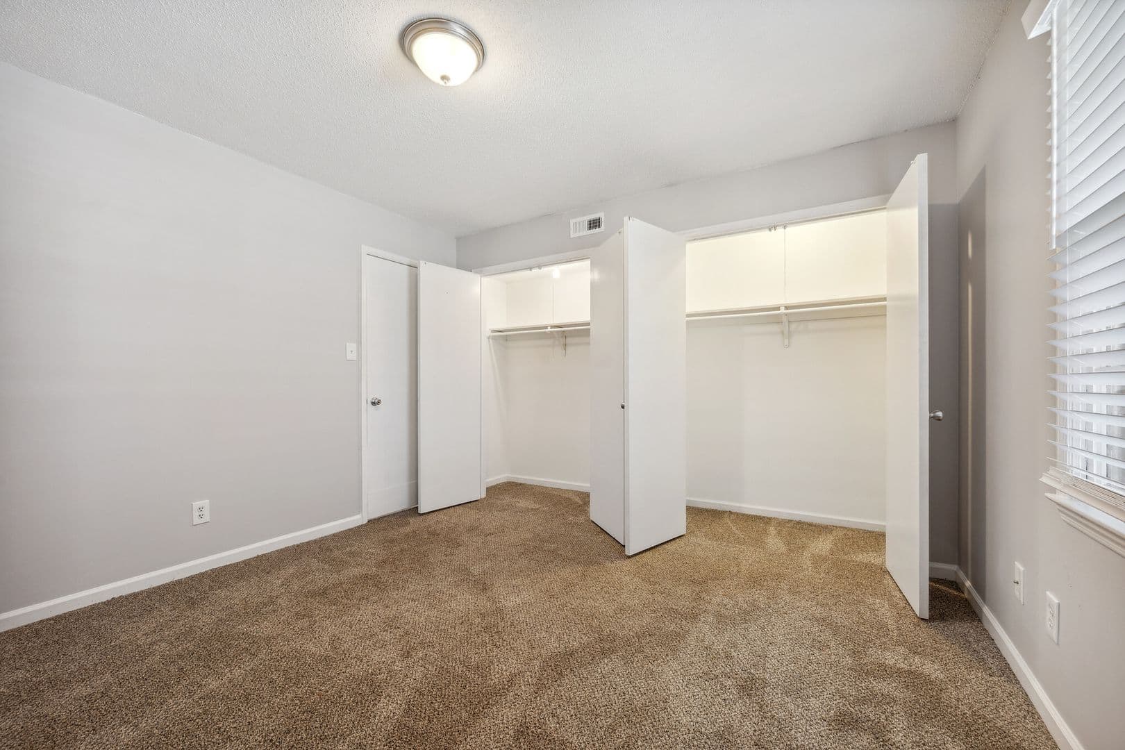 Decatur Apartment: 1701 Somerville Rd SE