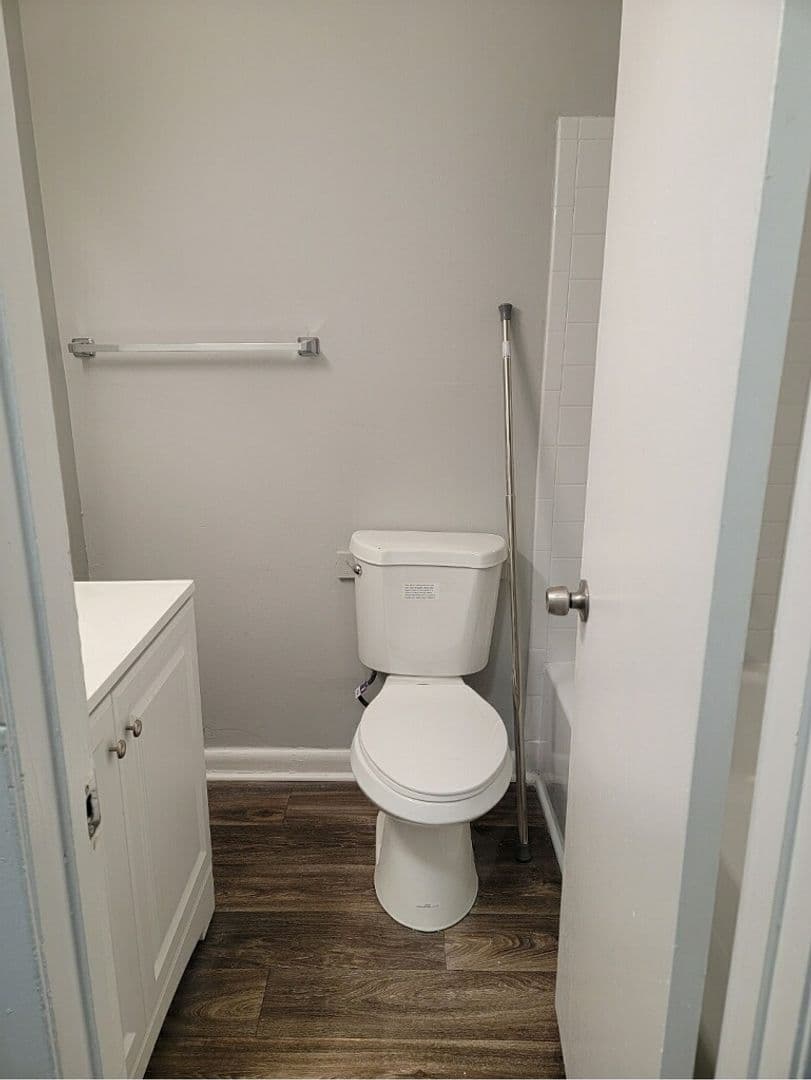 Madison Apartment: 101-A Abby Lane