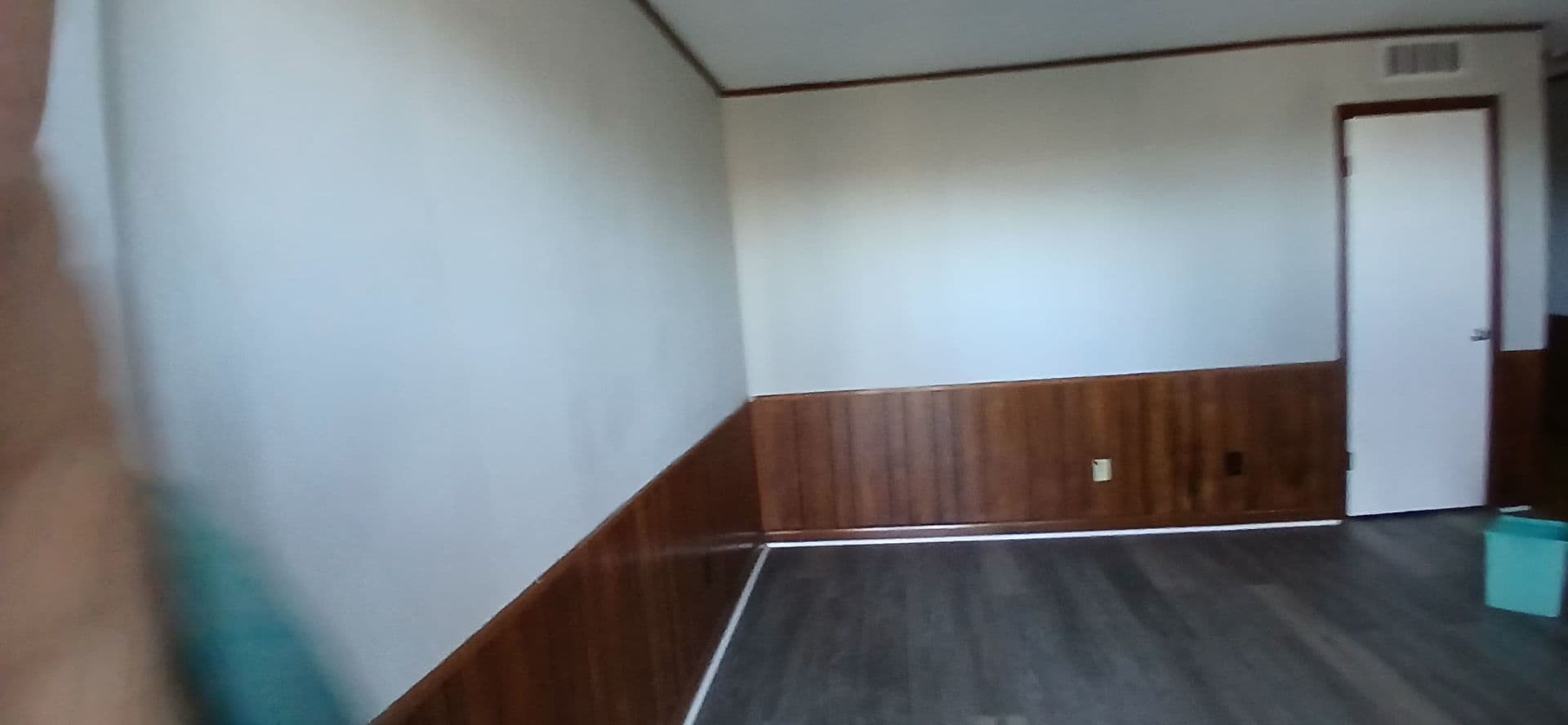 Cleveland Apartment: 3716 Cliffside Drive