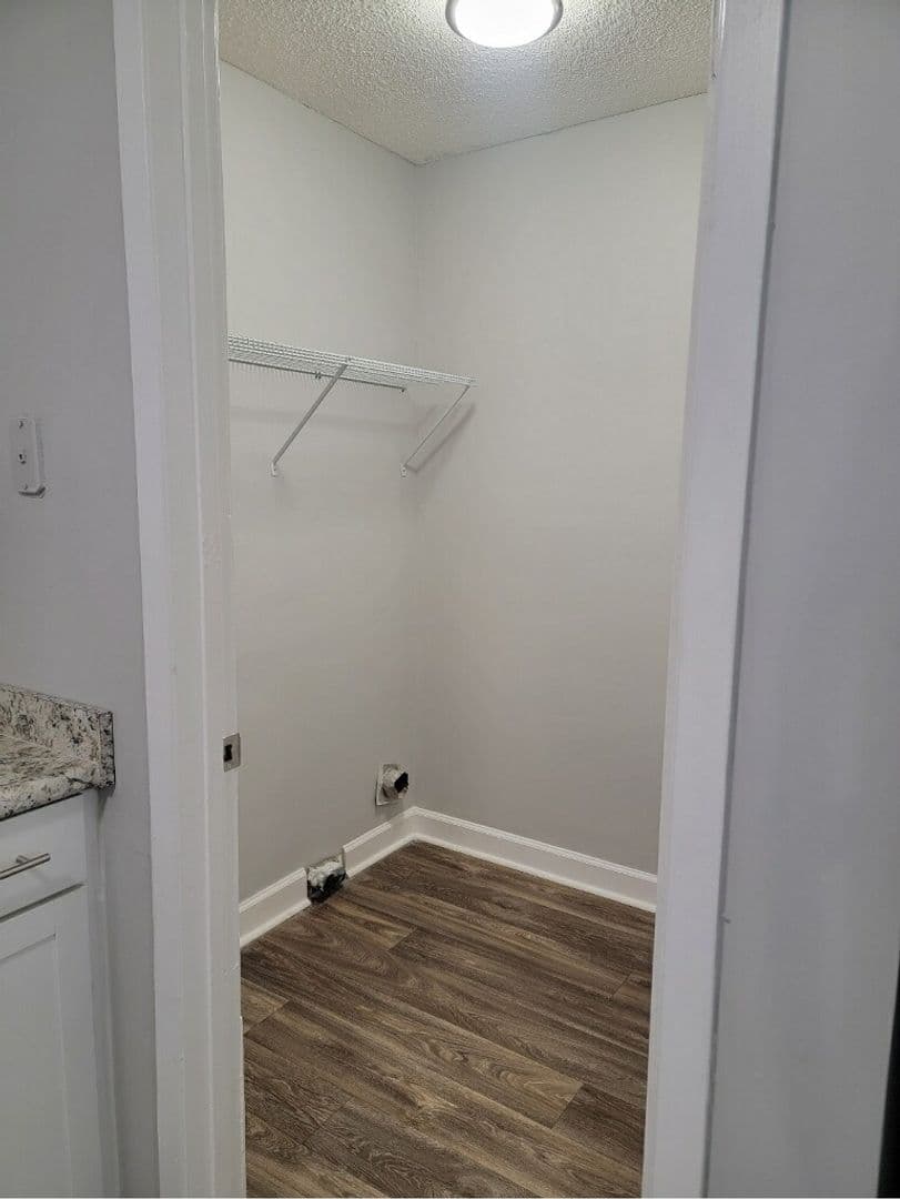 Madison Apartment: 101-A Abby Lane