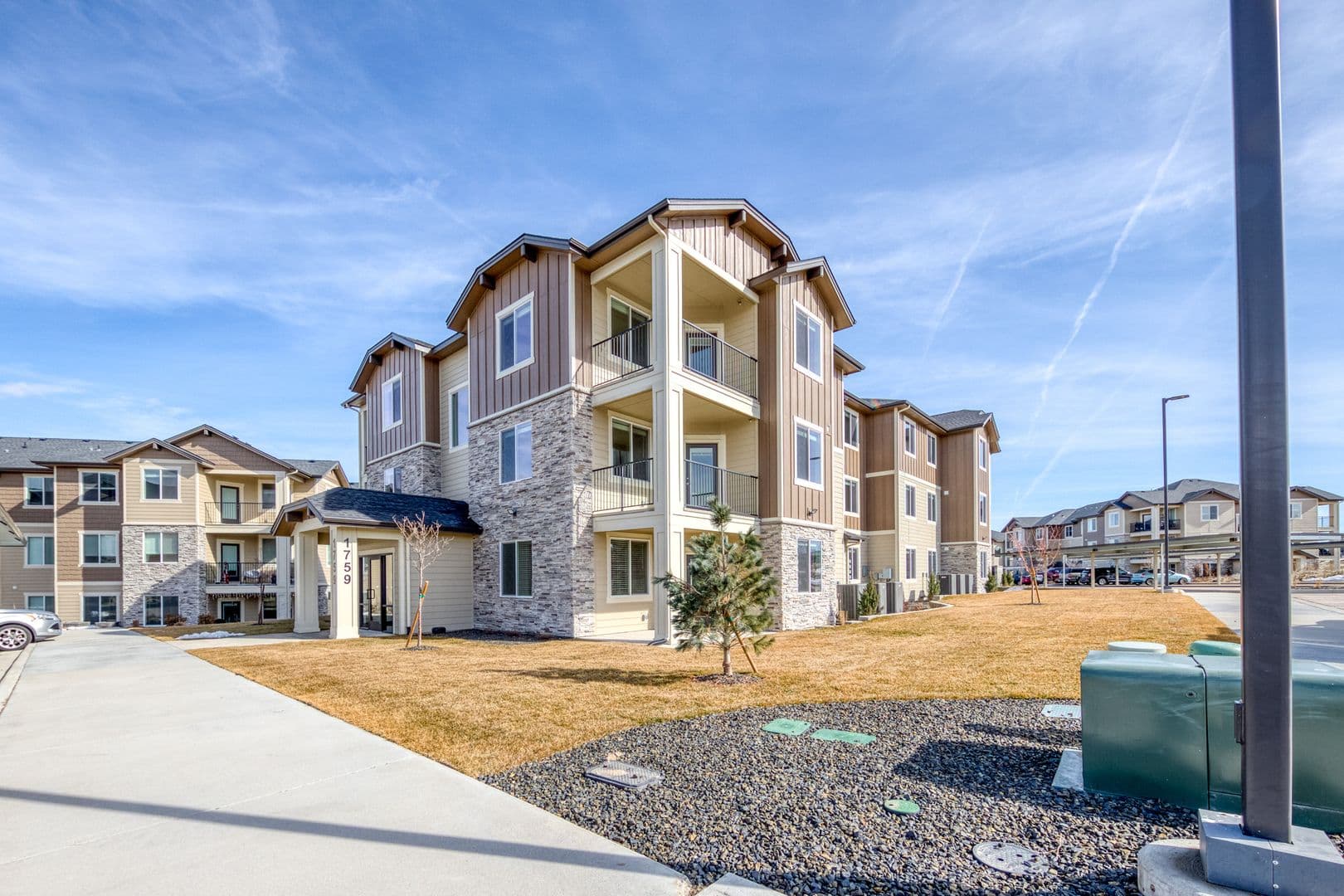 Meridian Apartment: 1767 Grand Fork Way