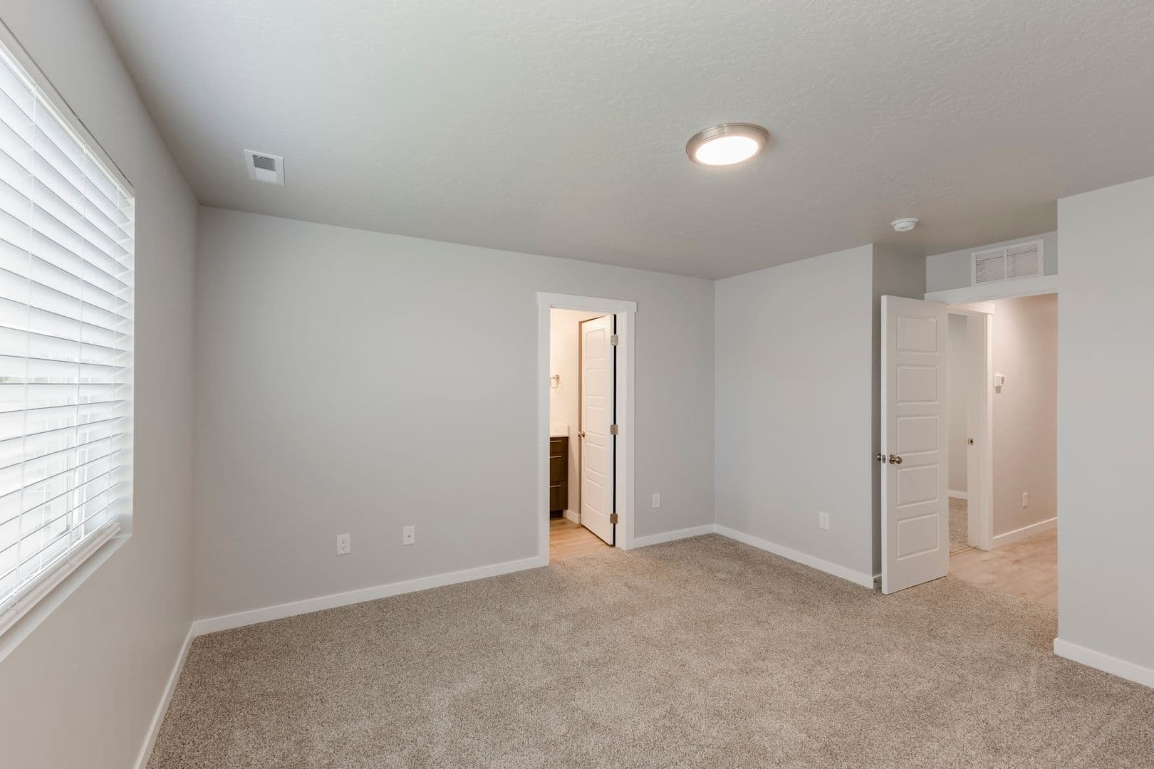Nampa House: 12214 W Barrington Drive