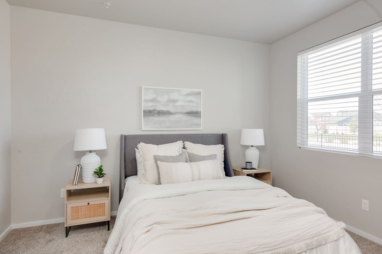 Meridian Apartment: 188 S. Umbria Hills Way