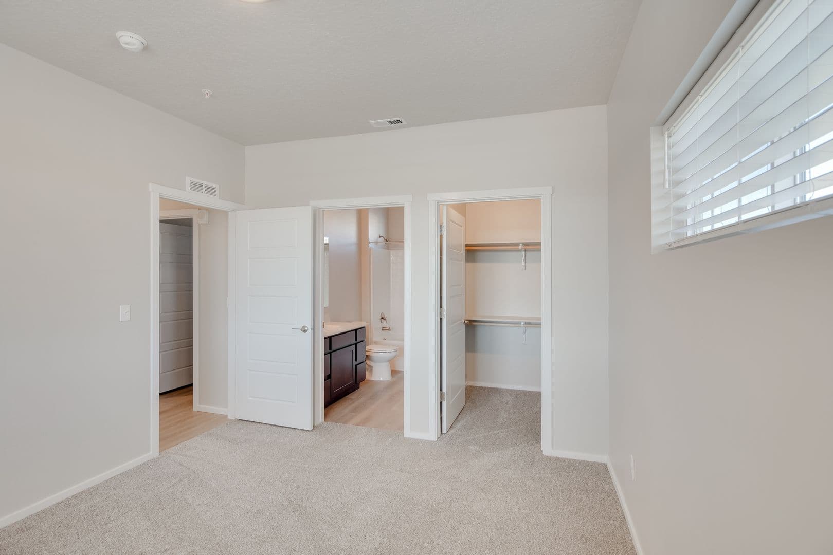Meridian Apartment: 4820-4924 W. Ladle Rapids Drive