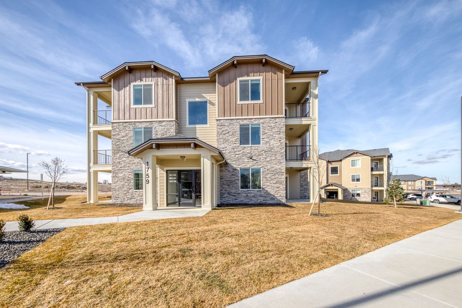 Meridian Apartment: 1699 S Grand Fork Way