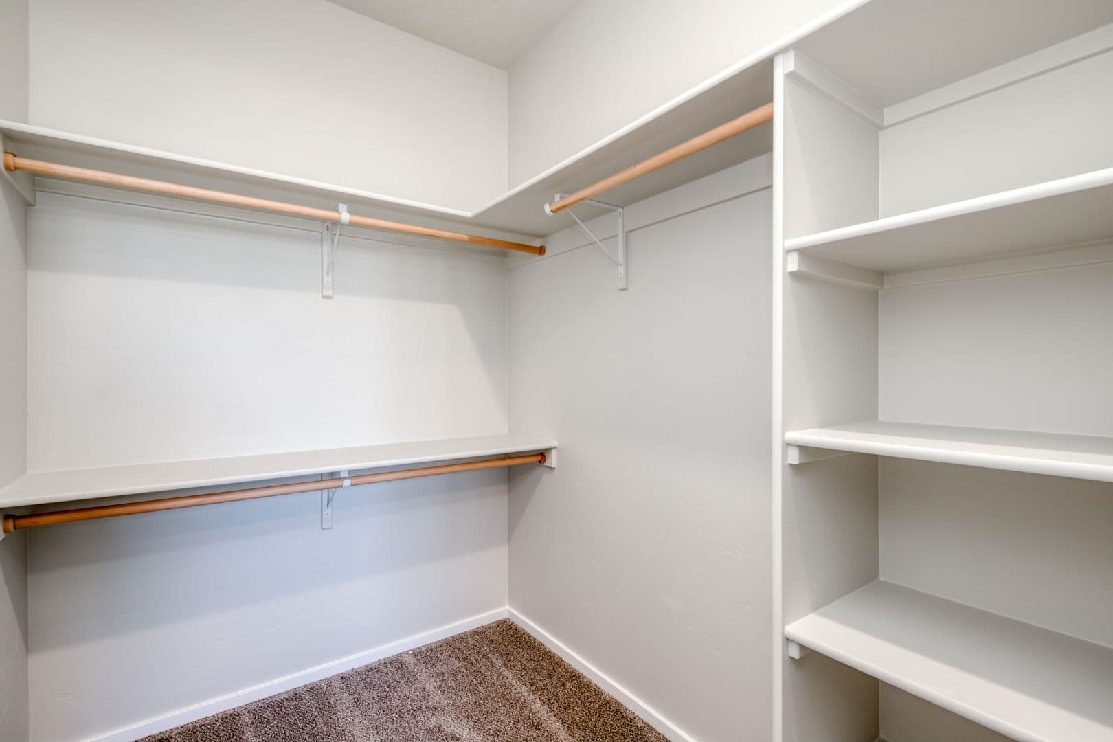 Meridian Apartment: 1711 S Grand Fork Way