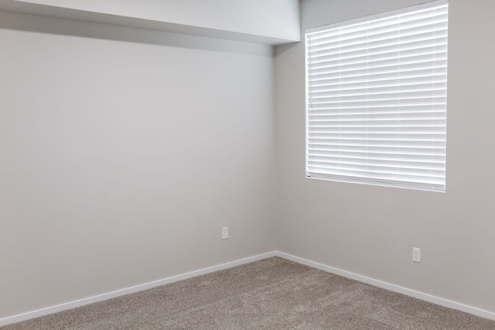 Meridian Apartment: 188 S. Umbria Hills Way