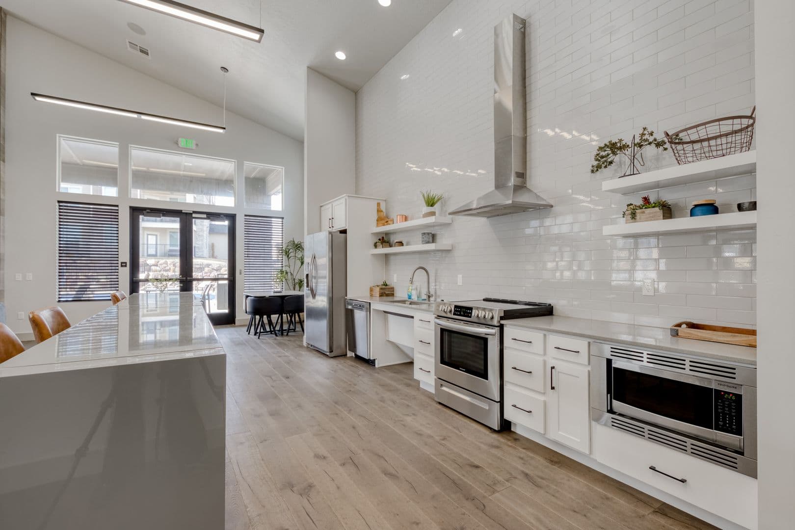 Meridian Apartment: 1699 S Grand Fork Way
