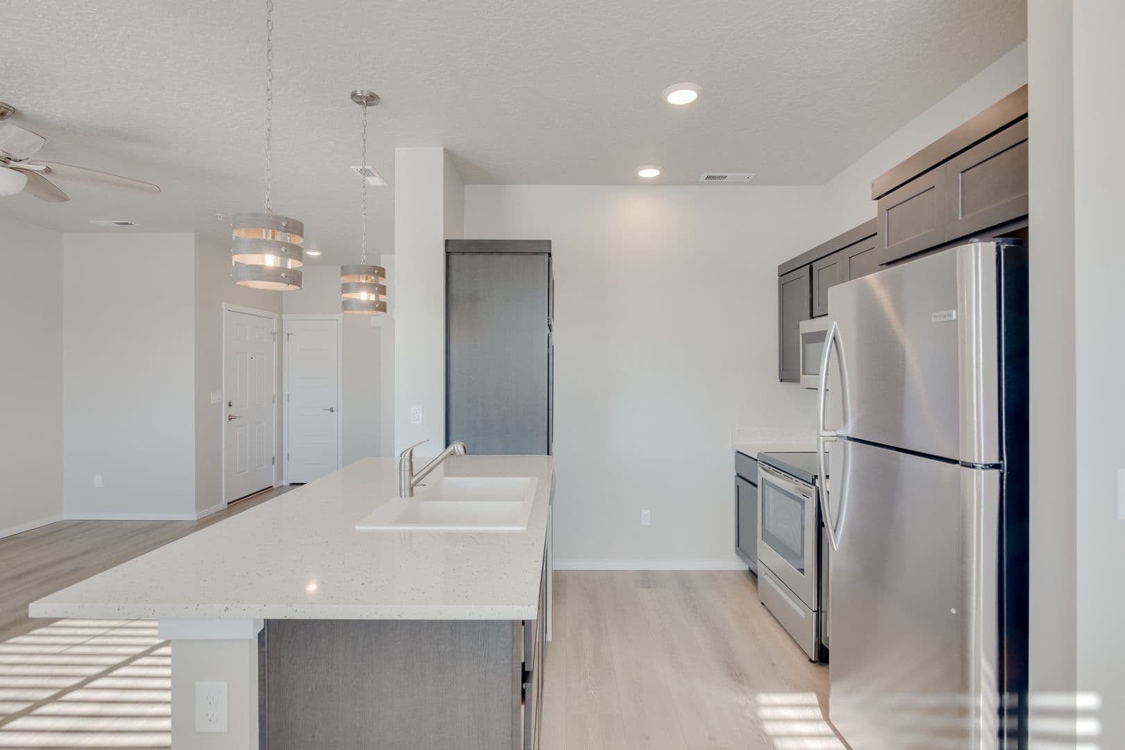 Meridian Apartment: 4820-4924 W. Ladle Rapids Drive