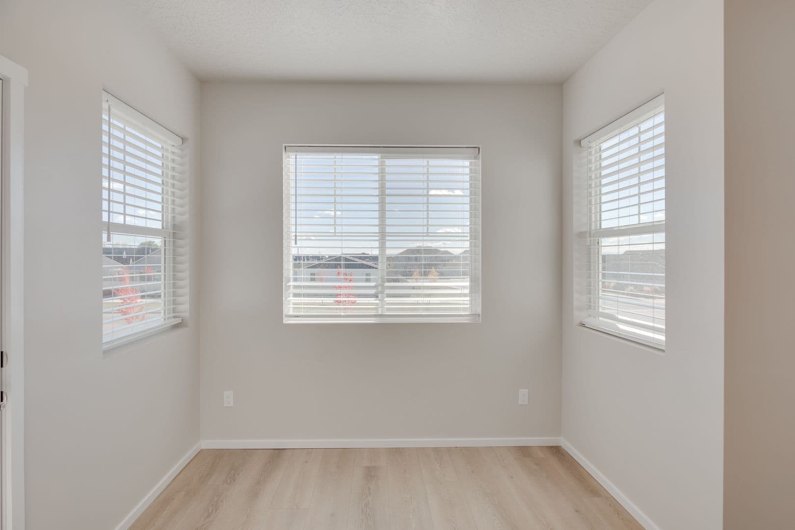 Meridian Apartment: 4820-4924 W. Ladle Rapids Drive