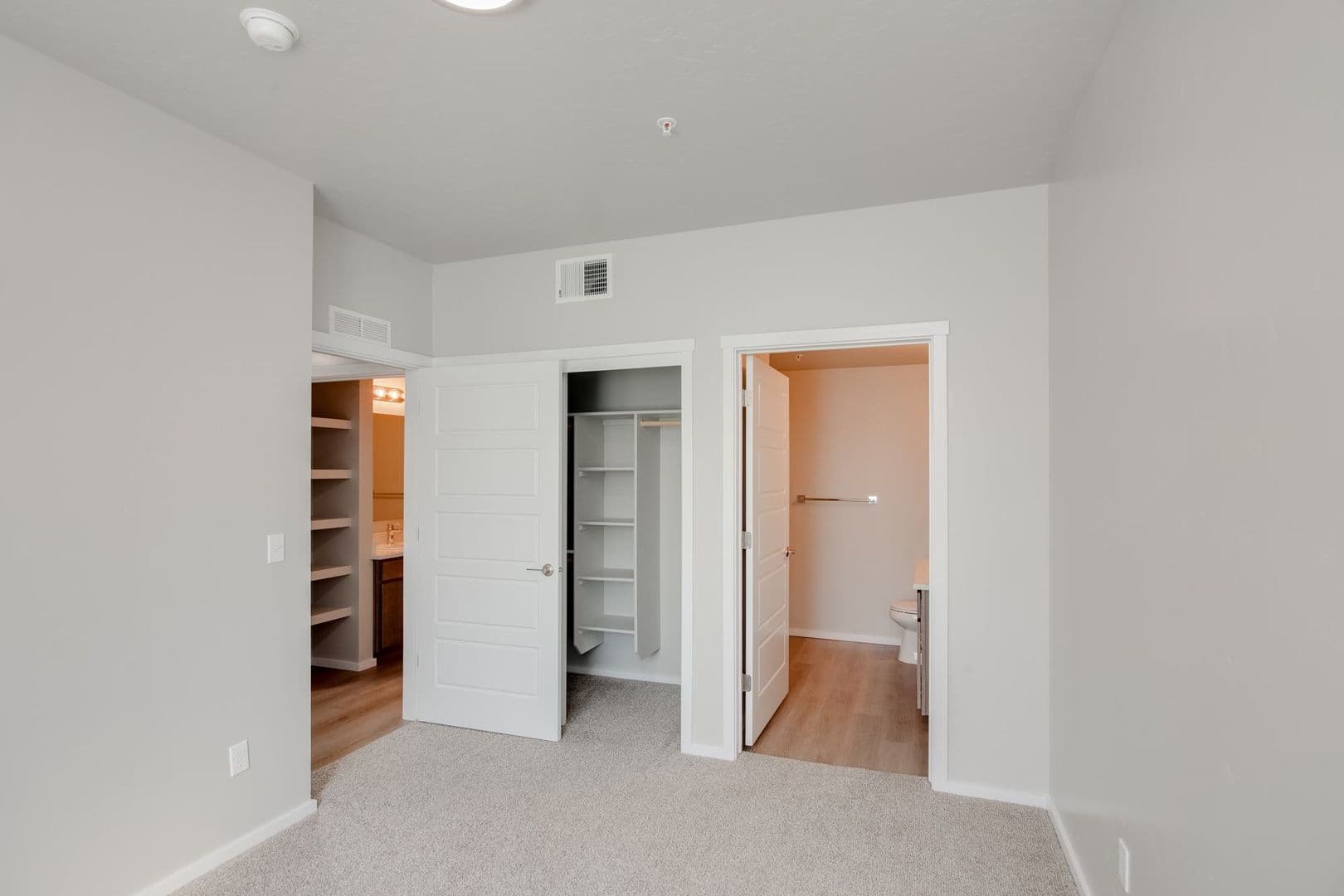 Nampa Apartment: 16344 N. Franklin Blvd