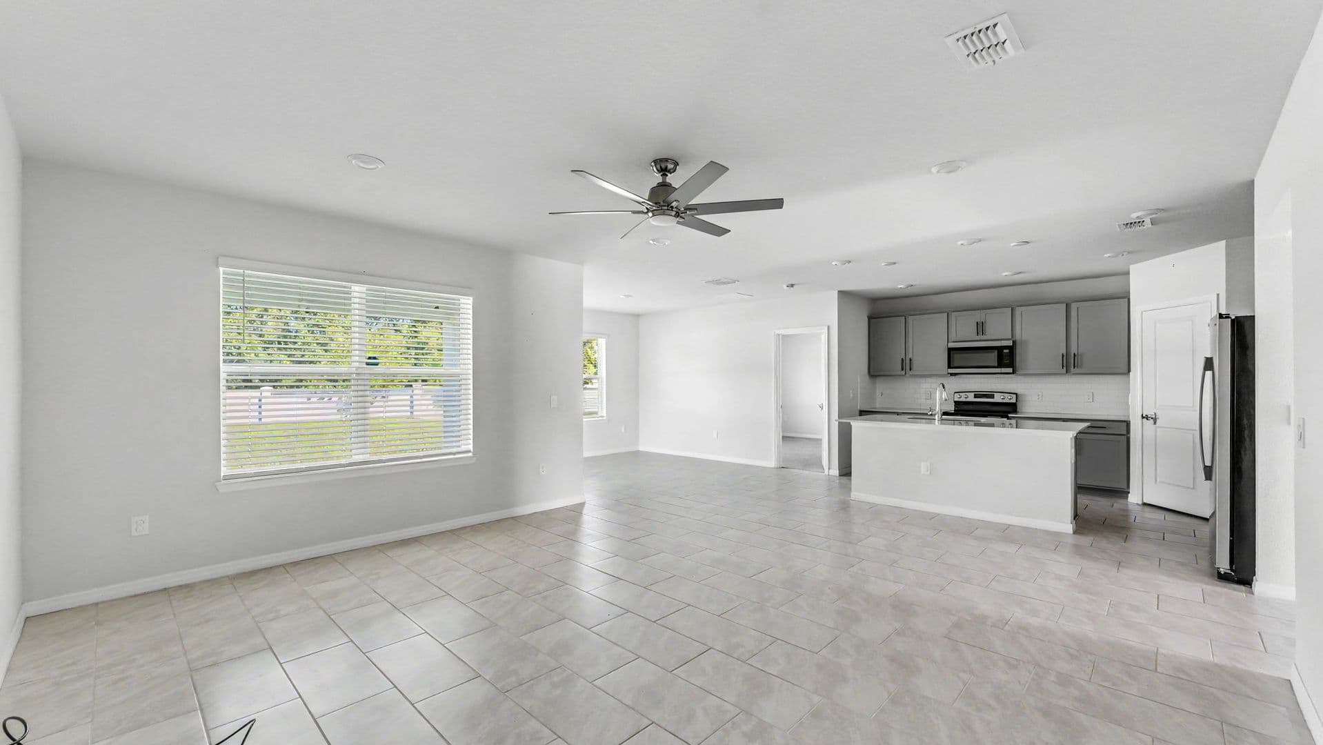 Winter Haven House: 1050 Michelangelo Ln