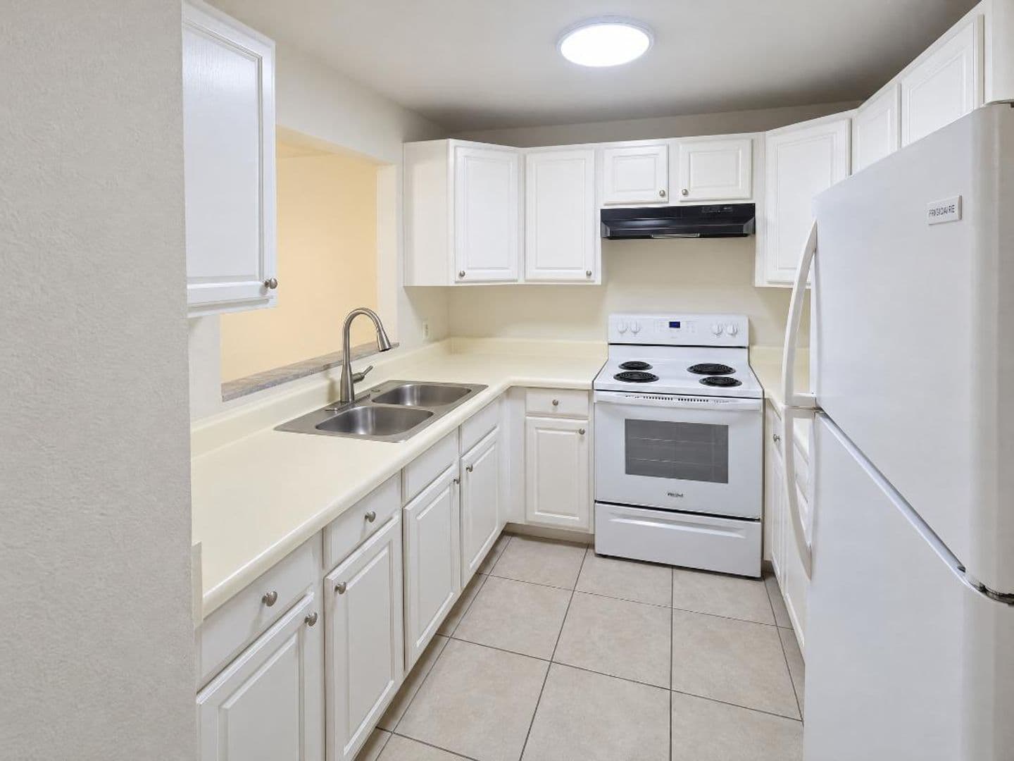 Haines City Apartment: 401 W Florida Ave