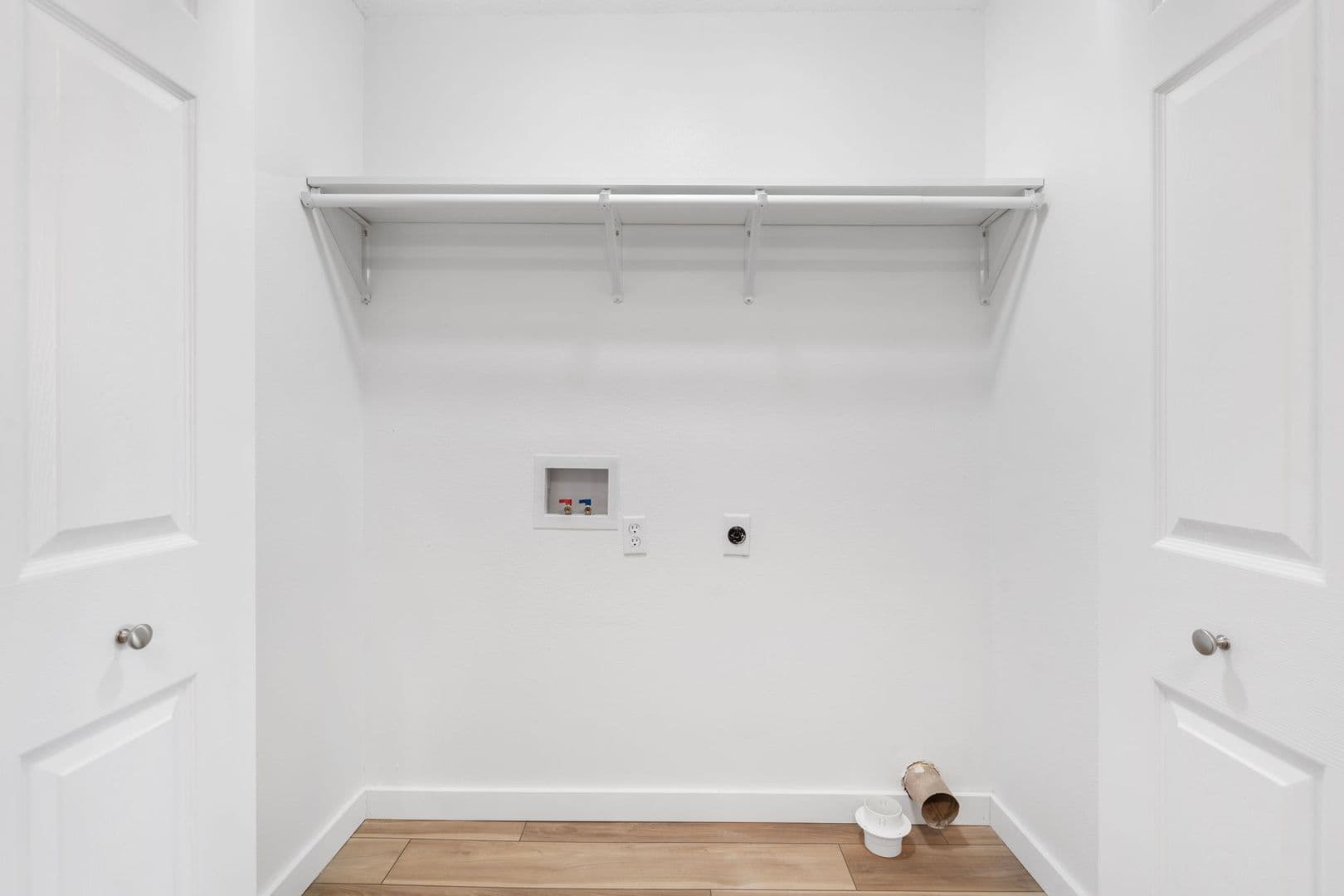 Springfield Apartment: 3110-3180 West Greenwood Street