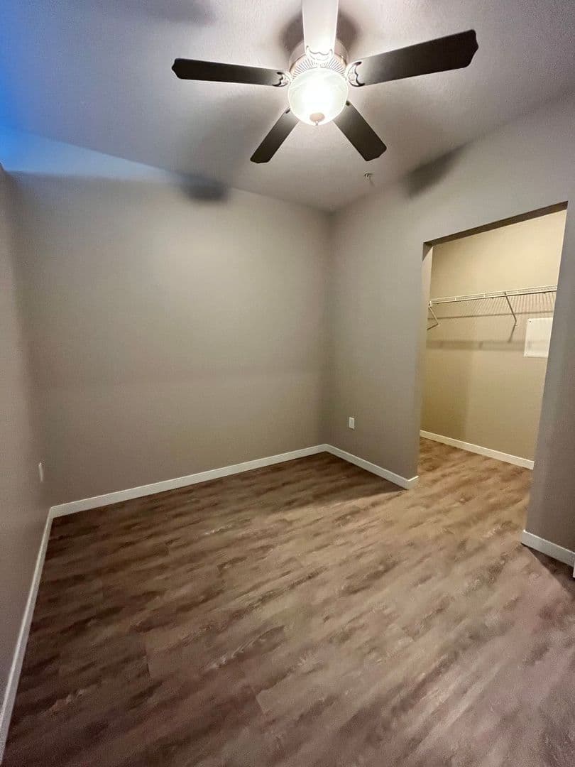 Superior Apartment: 1001 Belknap Street