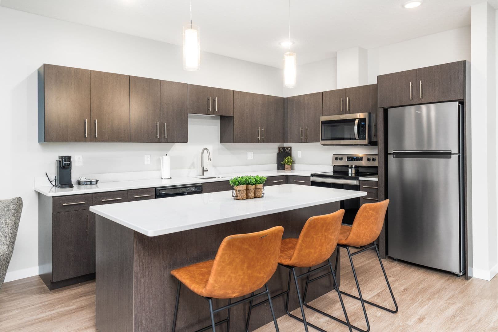 Duluth Apartment: 2102 W Superior St
