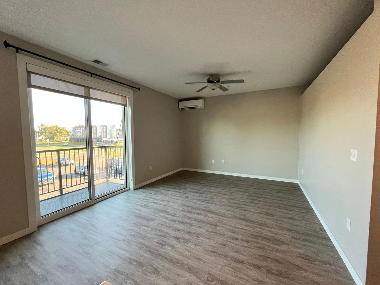Superior Apartment: 1001 Belknap Street