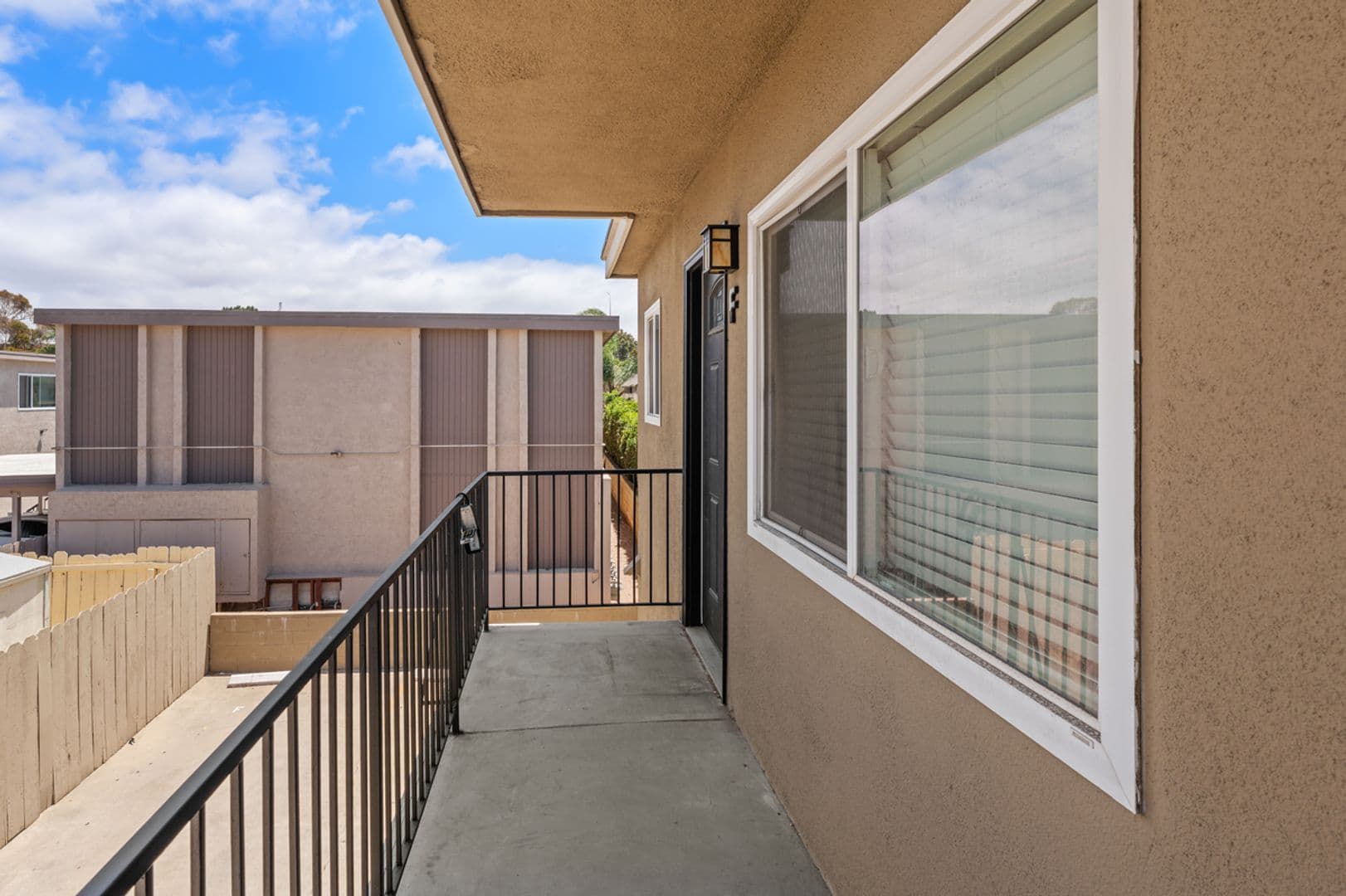 Imperial Beach Apartment: 1413 HEMLOCK AVENUE